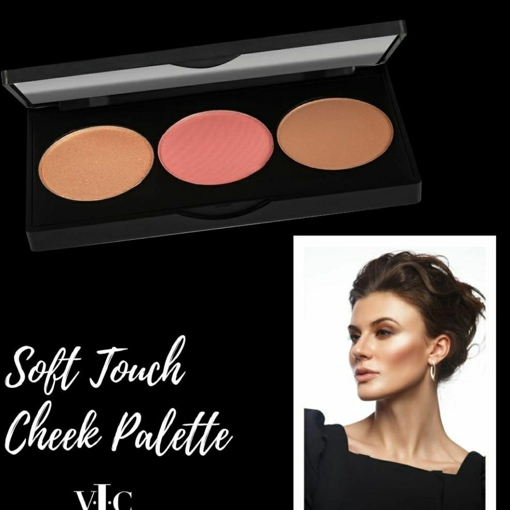 Soft Touch Cheek Palette